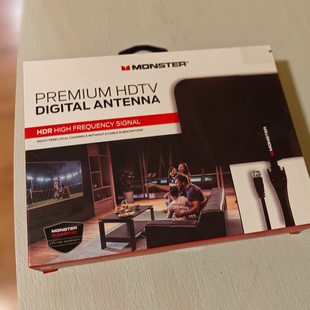 Monster Premium HDTV Digital Antenna. Brand New in Box
